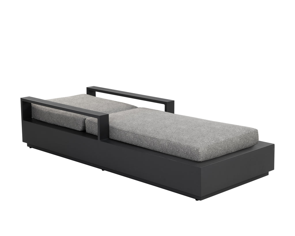 Tavira Lounger - Lanikai Salt And Pepper | Sunpan Furniture - 111600