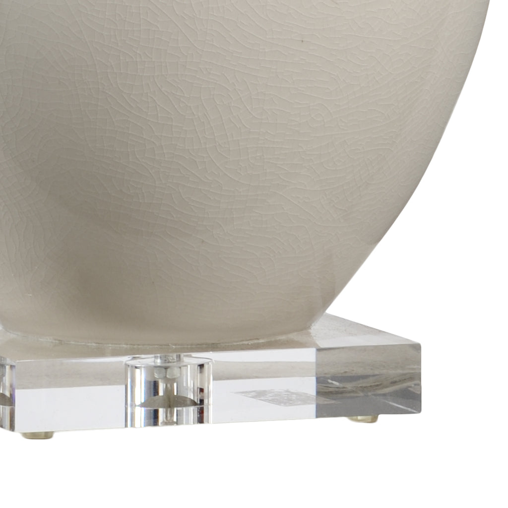 Fulton Vase Lamp - Cream | Chelsea Lighting - 68772F