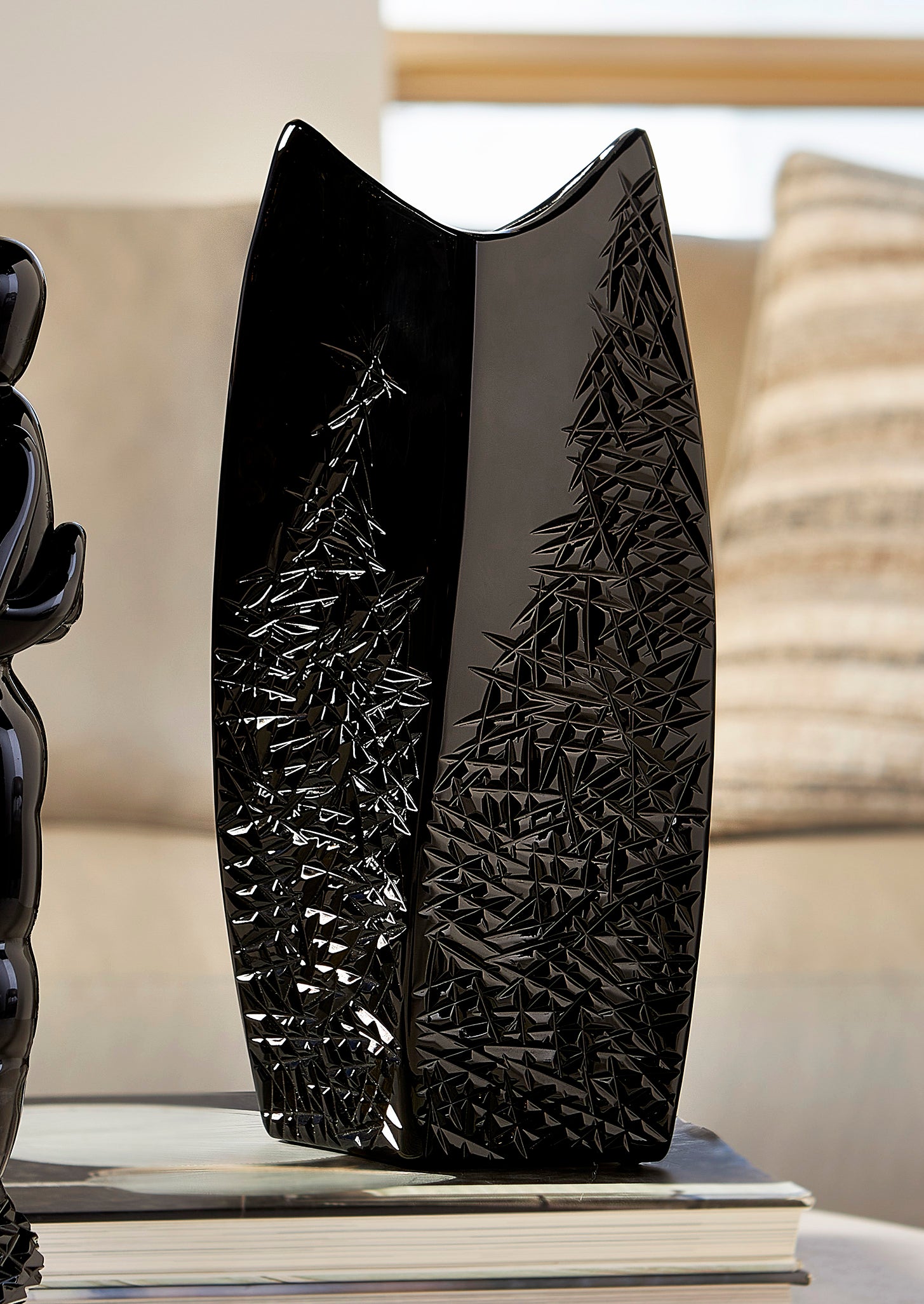 Art Sculpture Ceramic Vase – The Refined Emporium