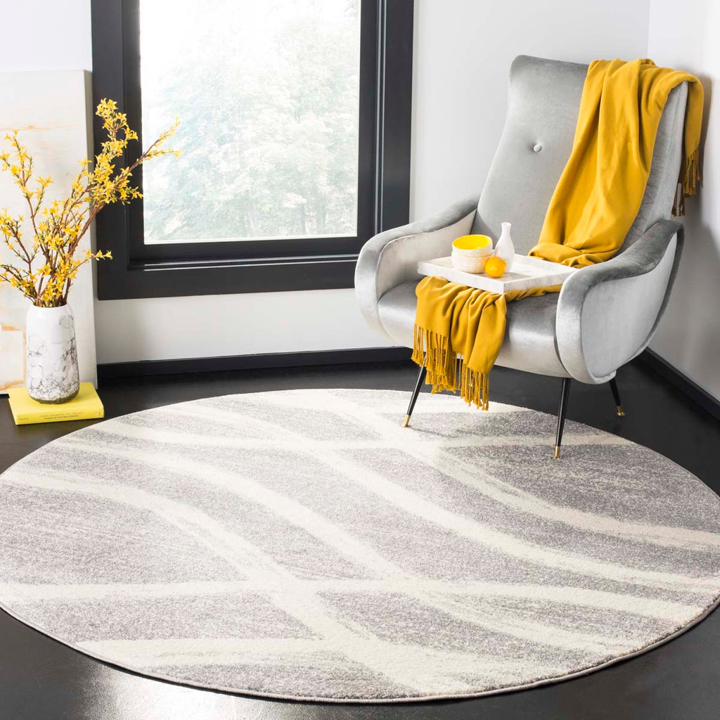 Safavieh Adirondack Rug Collection ADR125B - Grey / Cream