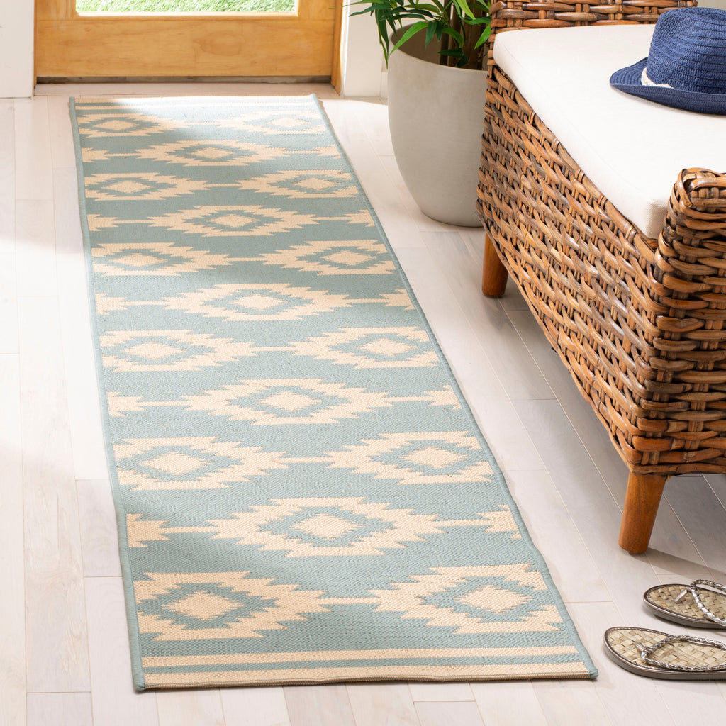 Safavieh Beach House 171 Rug, BHS171