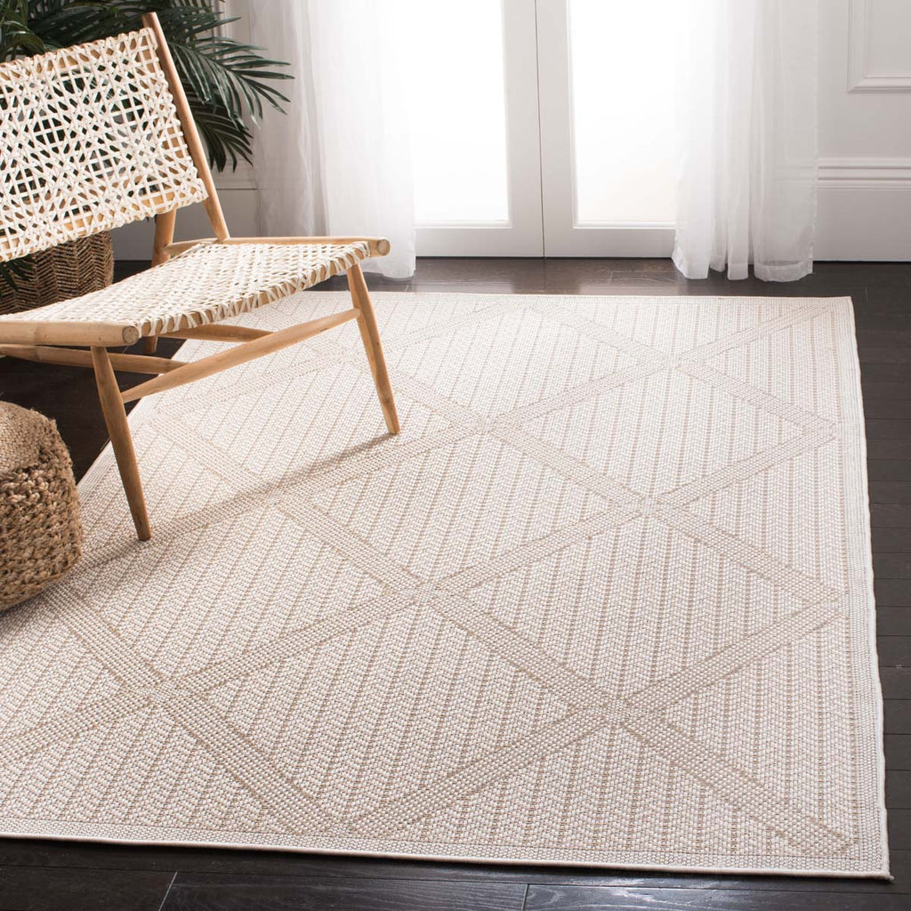 Safavieh Bermuda 811 Rug, BMU811