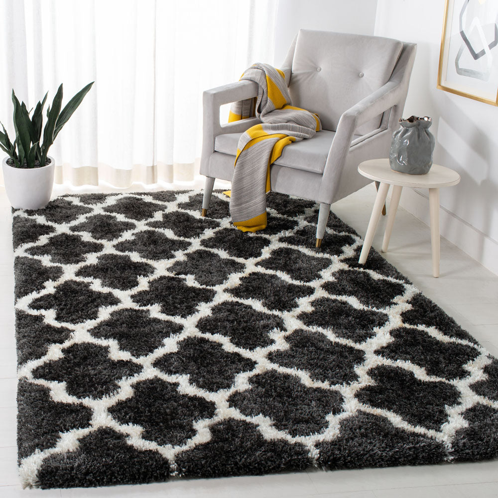 Safavieh Barcelona Shag 319 Rug, BSG319