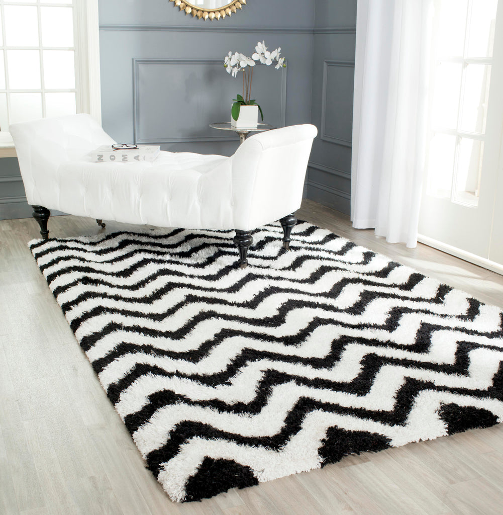 Safavieh Barcelona Shag 320 Rug, BSG320