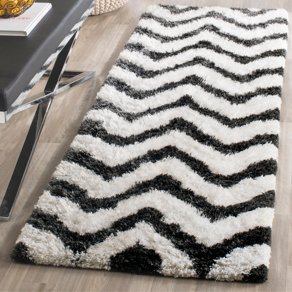 Safavieh Barcelona Shag 320 Rug, BSG320