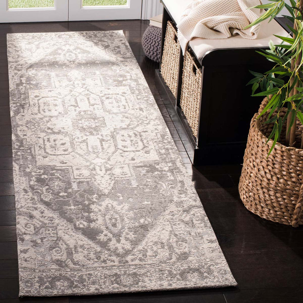 Safavieh -Classic Vintage Rug Collection 111F - Grey