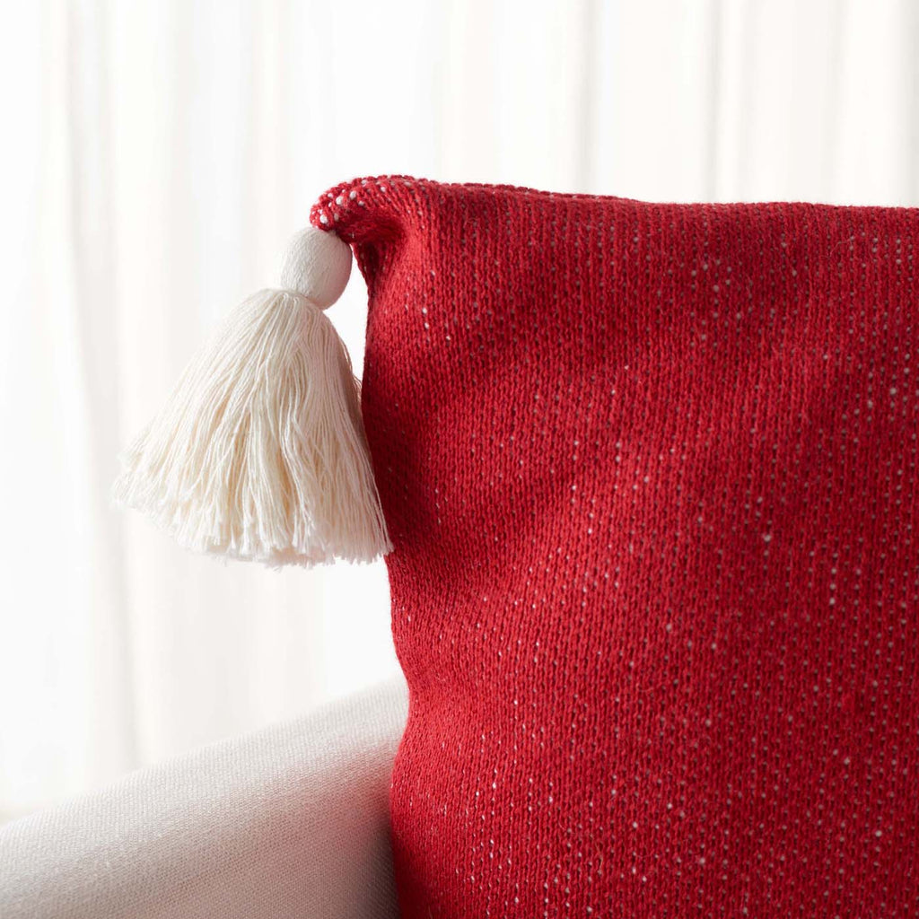 Safavieh The Merriest Pillow , HOL3014 - Red / White