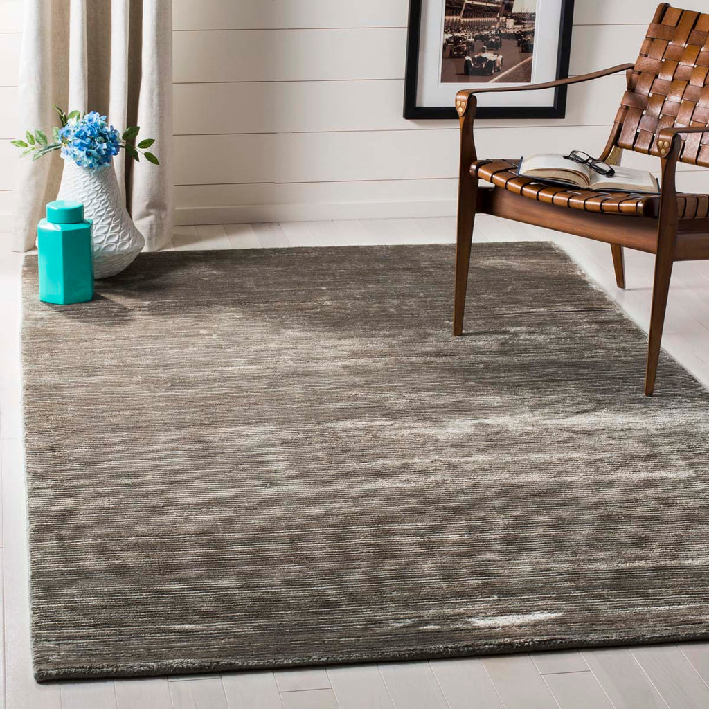 Safavieh Mirage Rug Collection MIR234R - Graphite