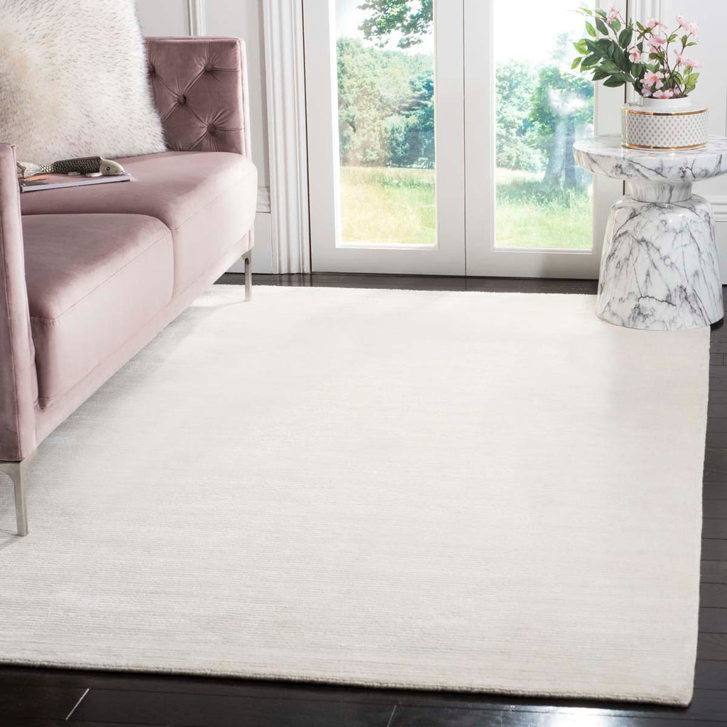 Safavieh Mirage Rug Collection MIR234W - White