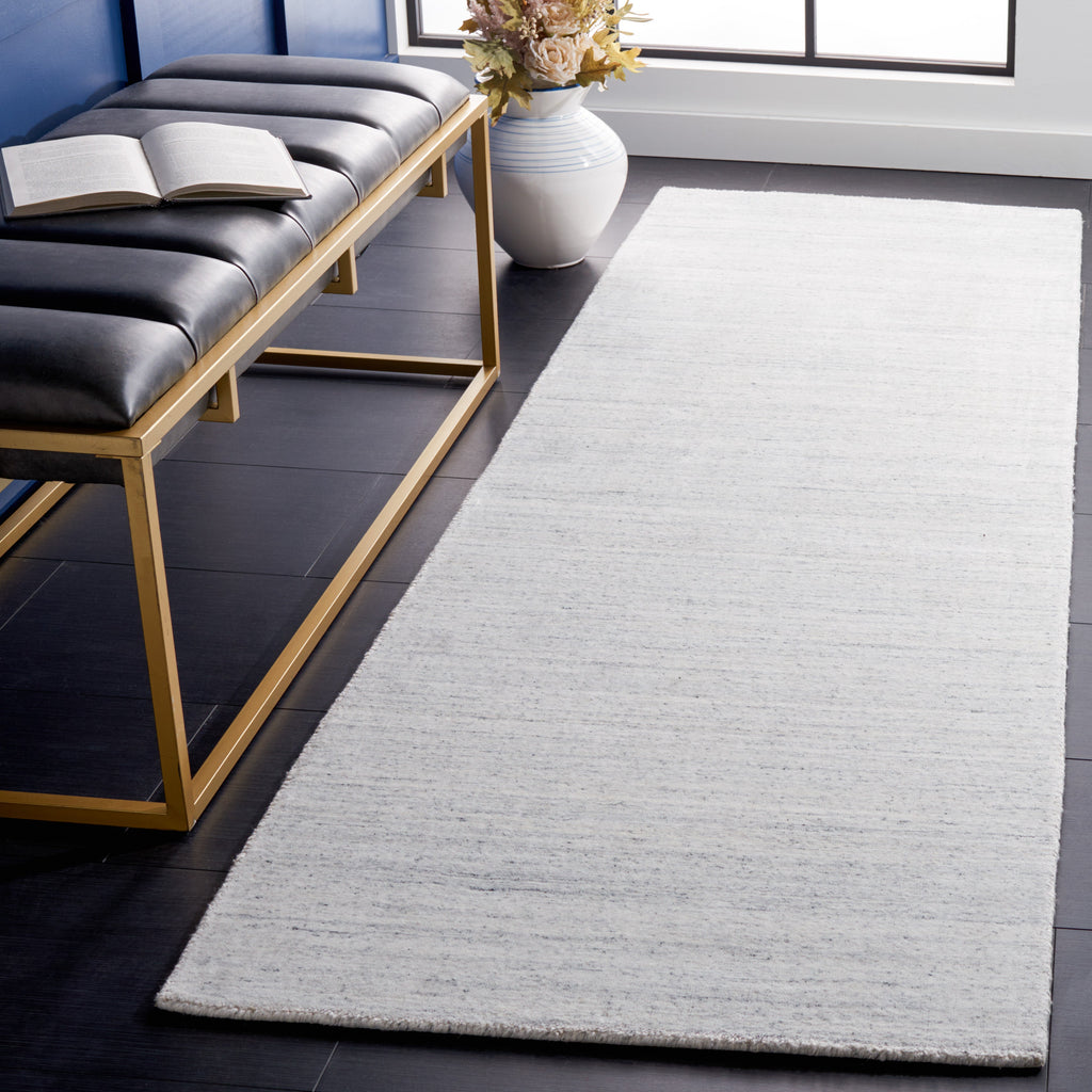 Mirage 550 Rug | Safavieh - MIR550 - Silver