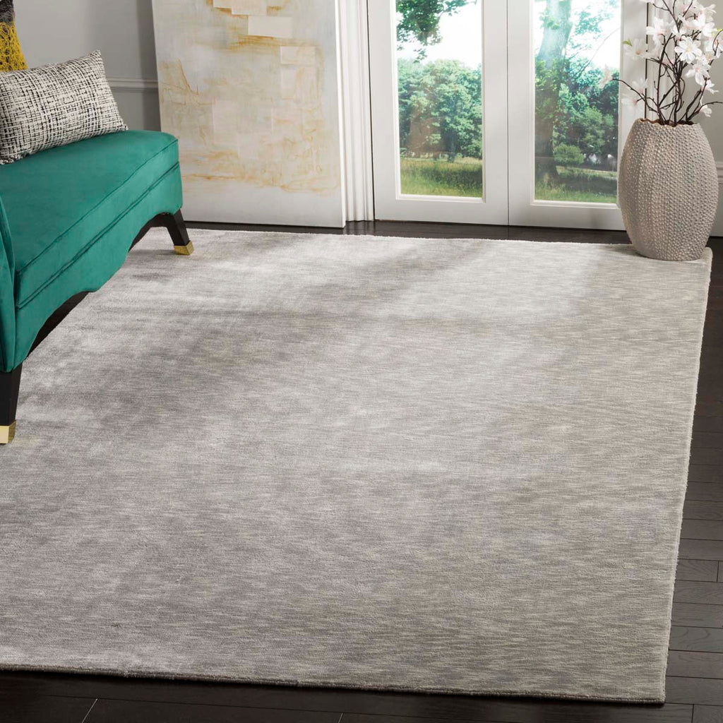 Safavieh Mirage Rug Collection MIR951S - Silver / Grey