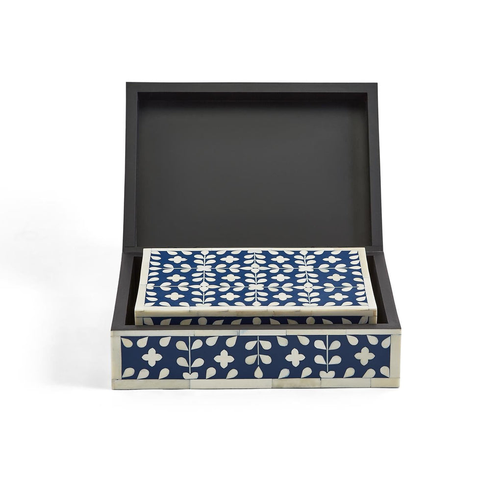 Two's Company S/2 Flower and Petals Blue & White Tear Hinged Cover Box