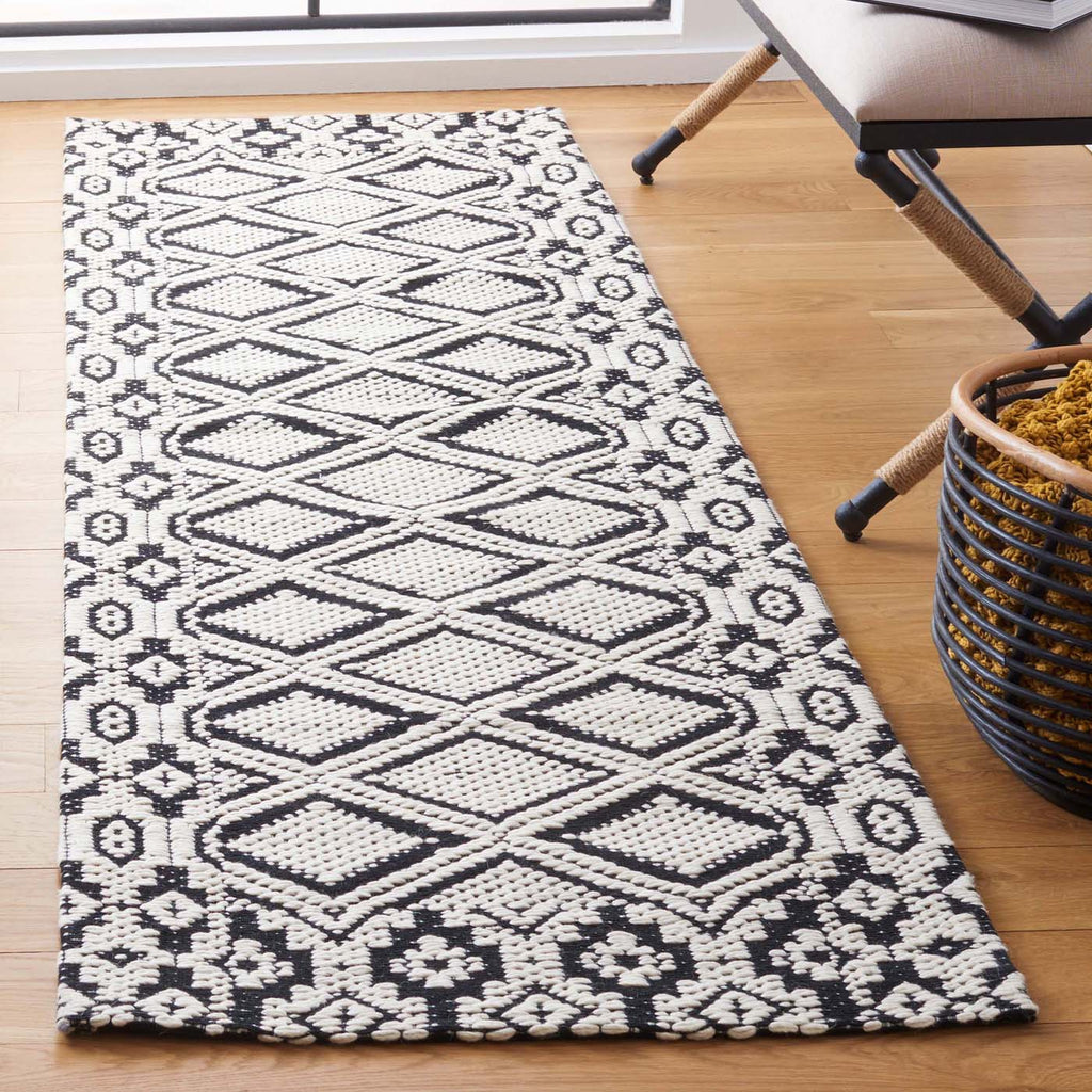 Safavieh Marbella 951 Rug, MRB951