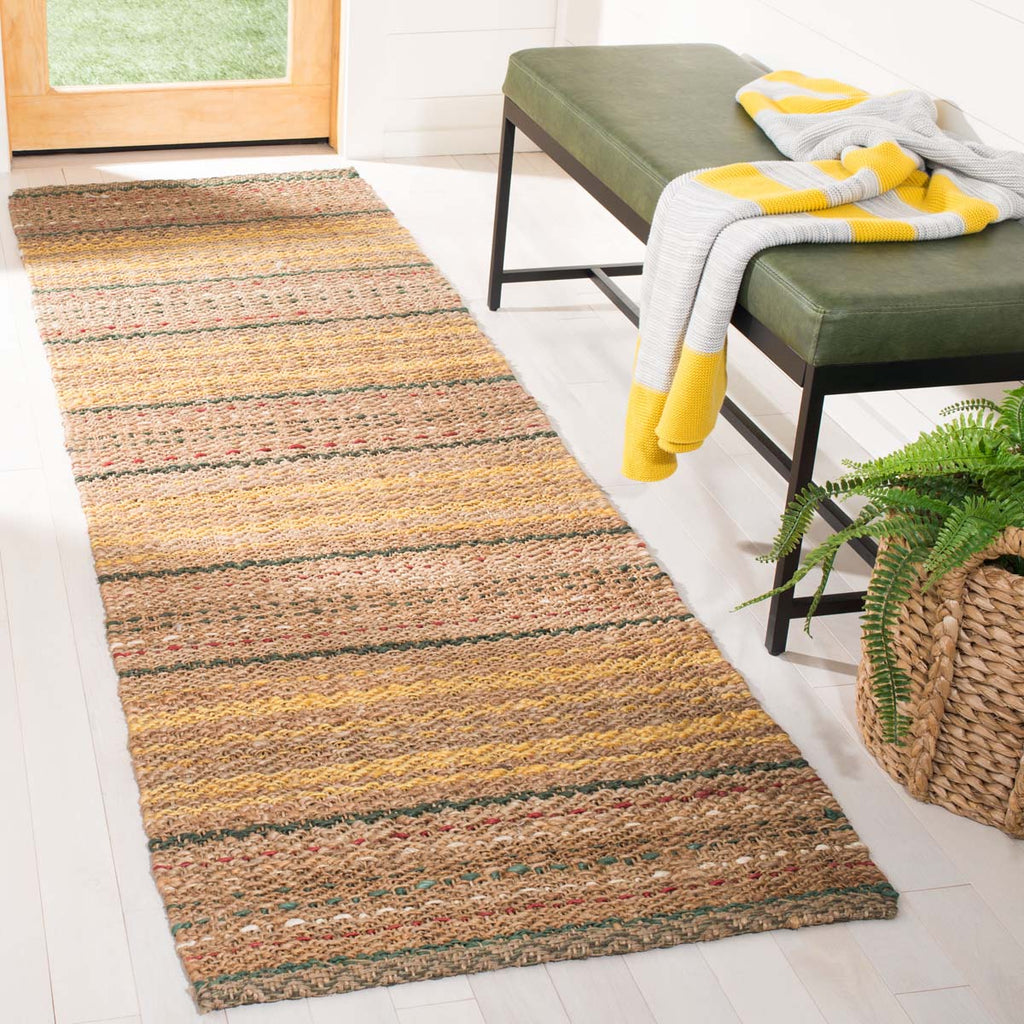 Safavieh Natural Fiber Rug Collection NF202B - Natural / Gold