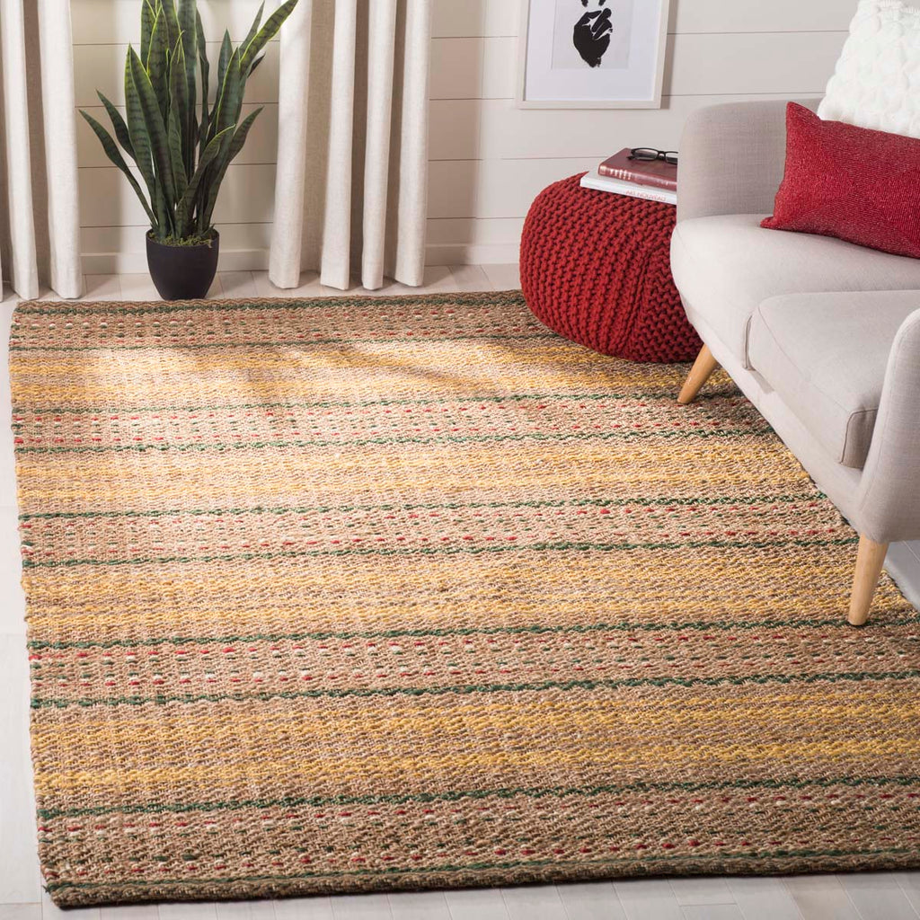 Safavieh Natural Fiber Rug Collection NF202B - Natural / Gold