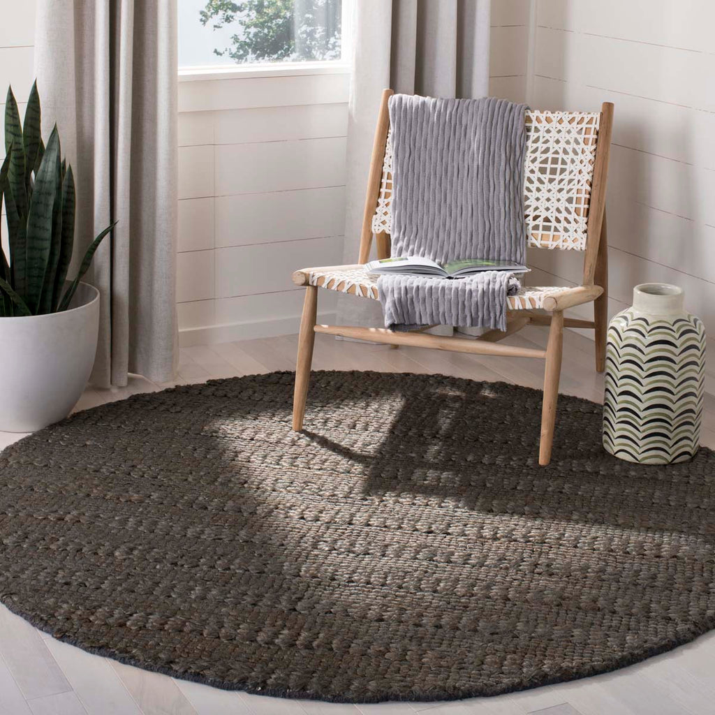 Safavieh Natural Fiber Rug Collection NF212C - Charcoal