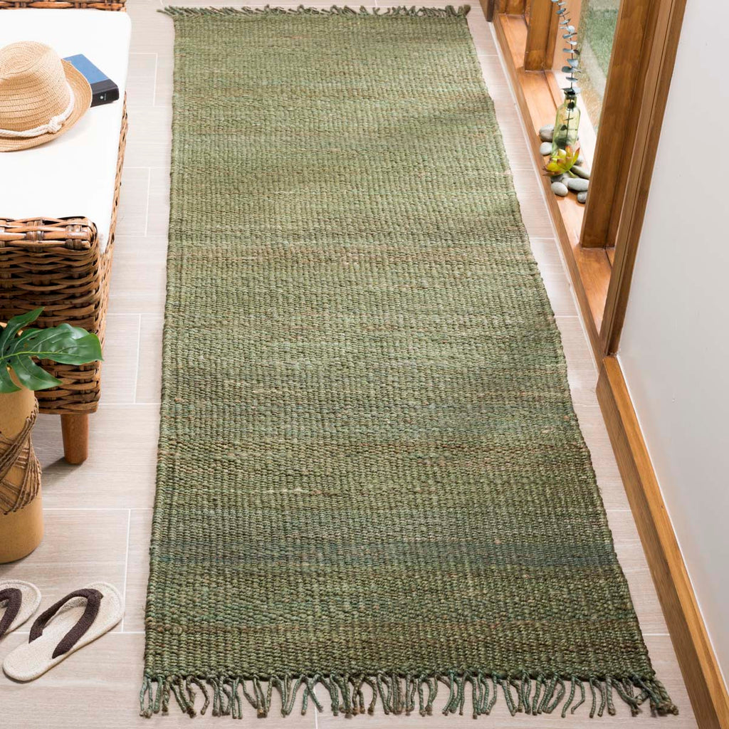 Safavieh Natural Fiber Rug Collection NF368G - Green