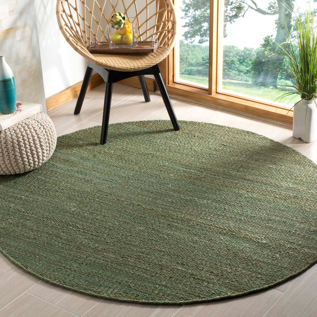 Safavieh Natural Fiber Rug Collection NF368G - Green