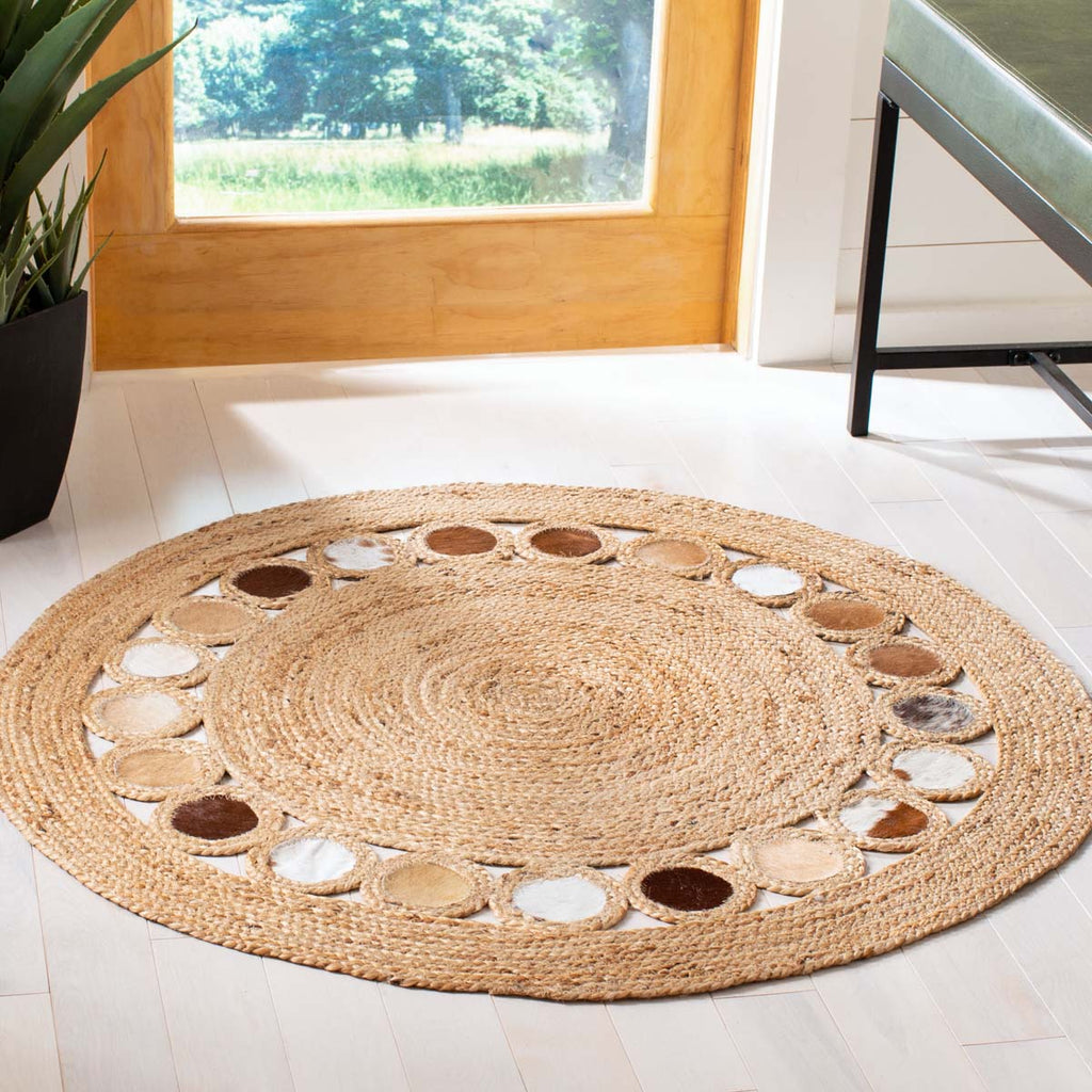 Safavieh Natural Fiber Rug Collection NF370T - Beige / Brown
