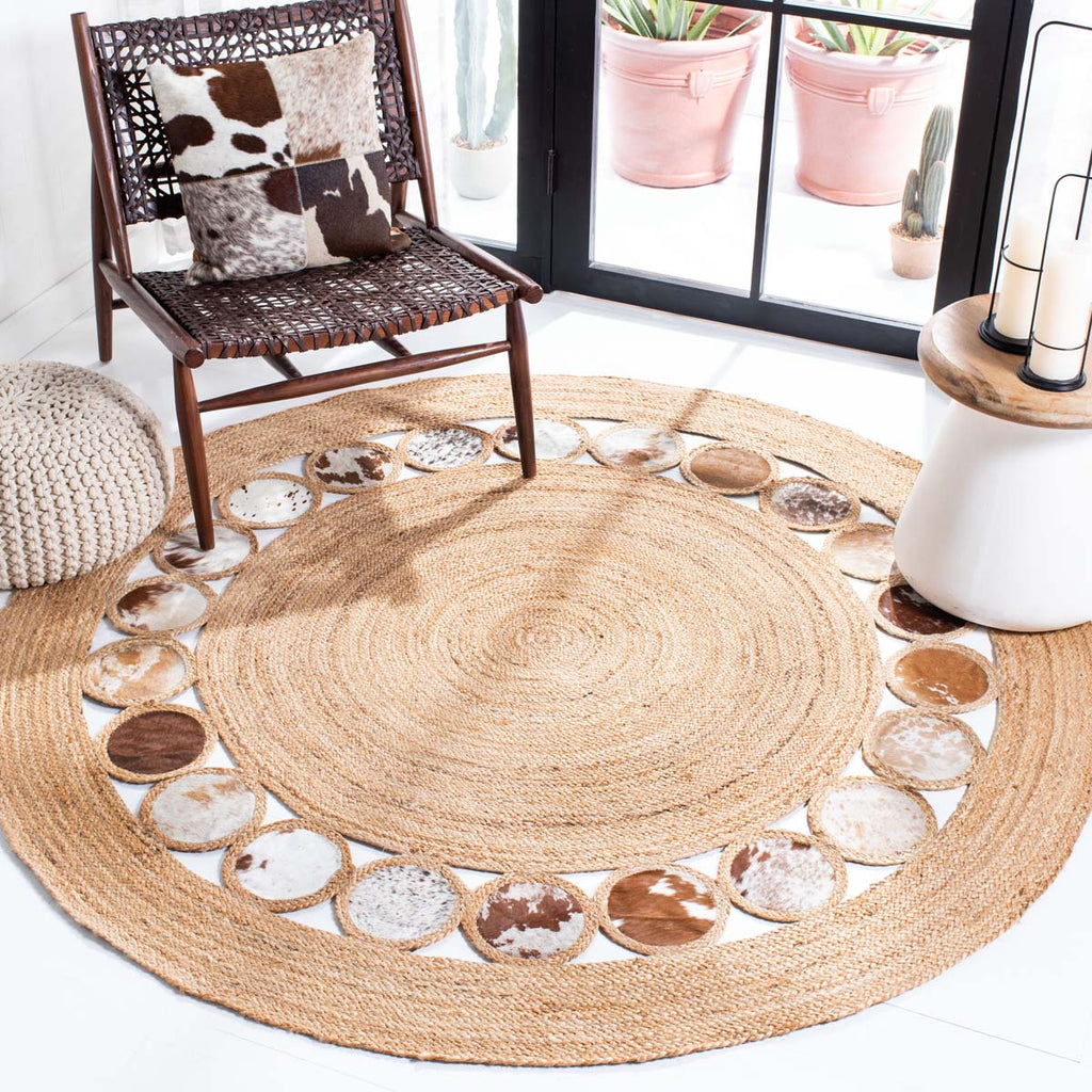 Safavieh Natural Fiber Rug Collection NF370T - Beige / Brown
