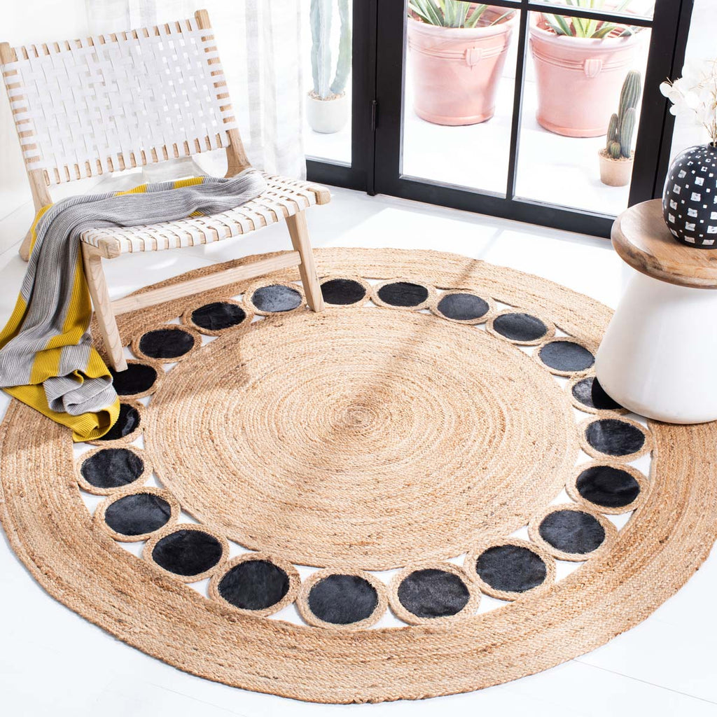 Safavieh Natural Fiber Rug Collection NF370Z - Beige / Black
