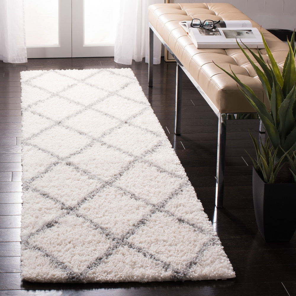 Safavieh Parma Shag 515 Rug, PMA515