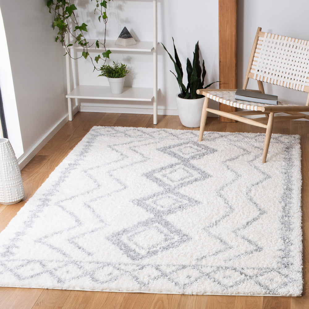 Safavieh Parma Shag 552 Rug, PMA552