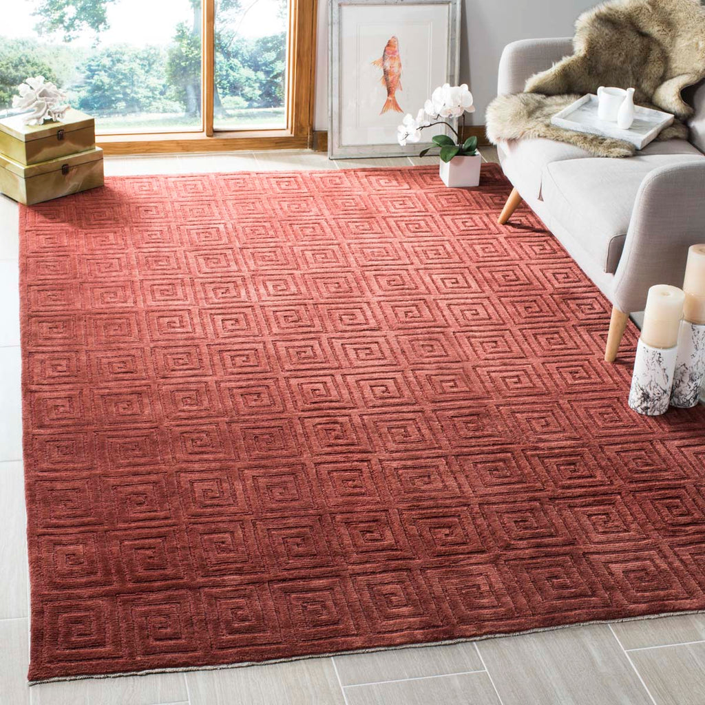 Safavieh Tibetan Rug Collection TB108D - Rust