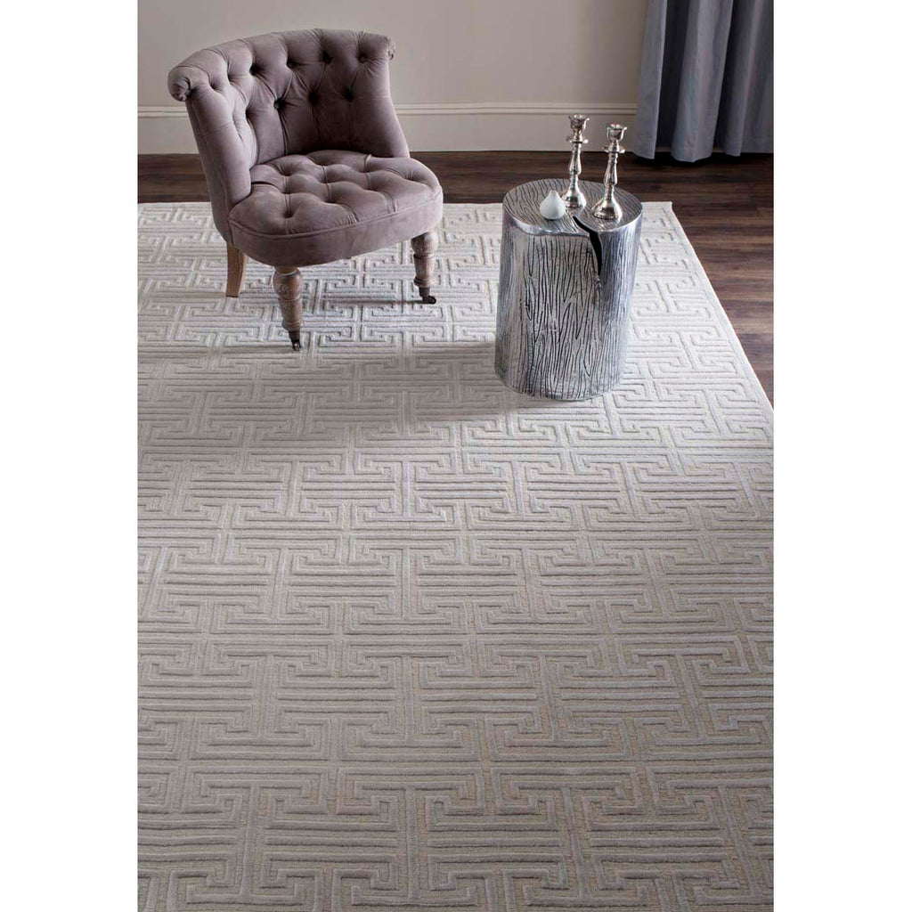 Safavieh Tibetan Rug Collection TB427C - Pearl