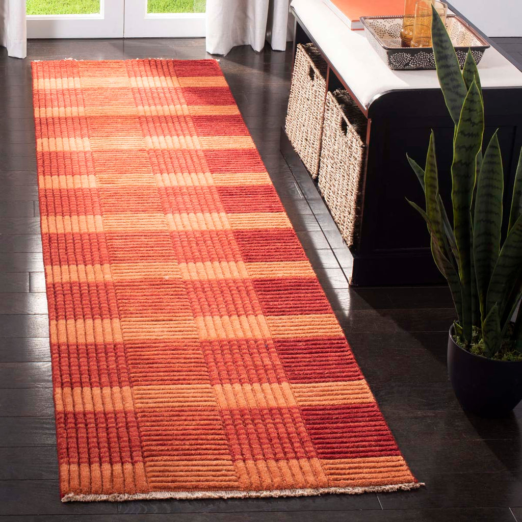 Safavieh Tibetan Rug Collection TIB332E - Red