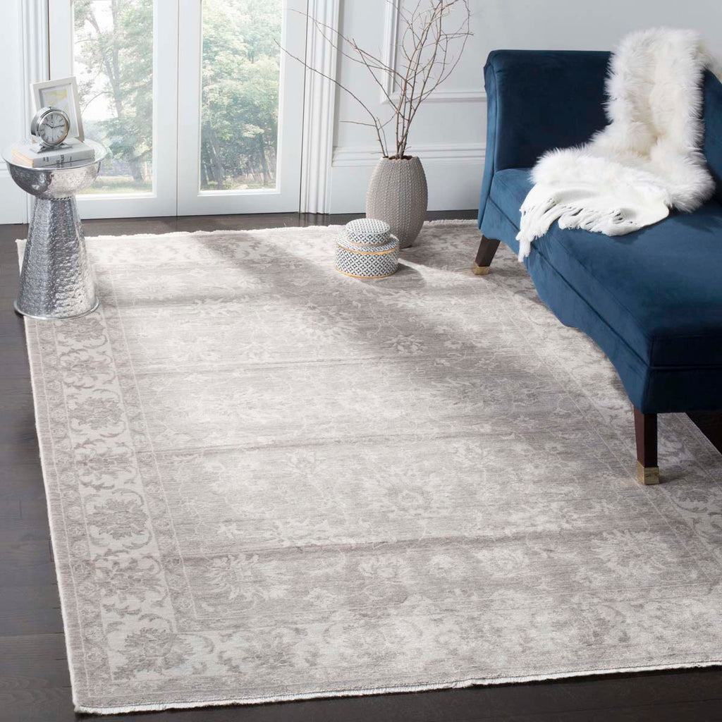 Safavieh Tibetan Rug Collection TIB536B - Grey / Ivory