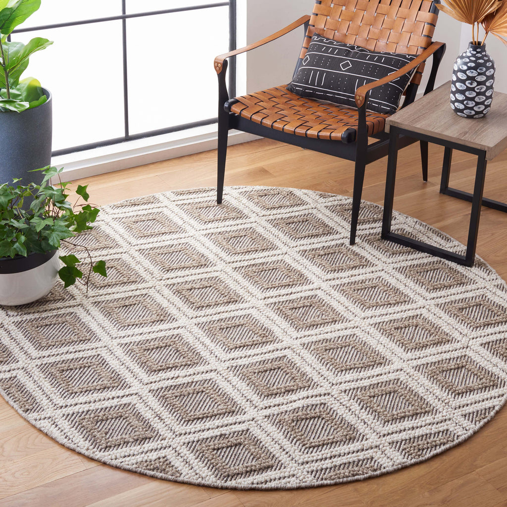 Safavieh Vermont 212 Rug, VRM212