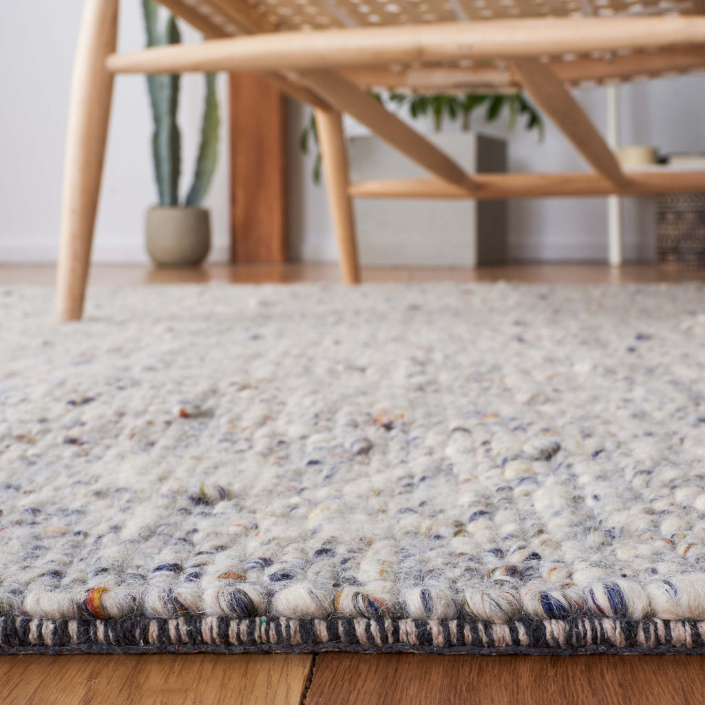 Safavieh Vermont 701 Rug, VRM701