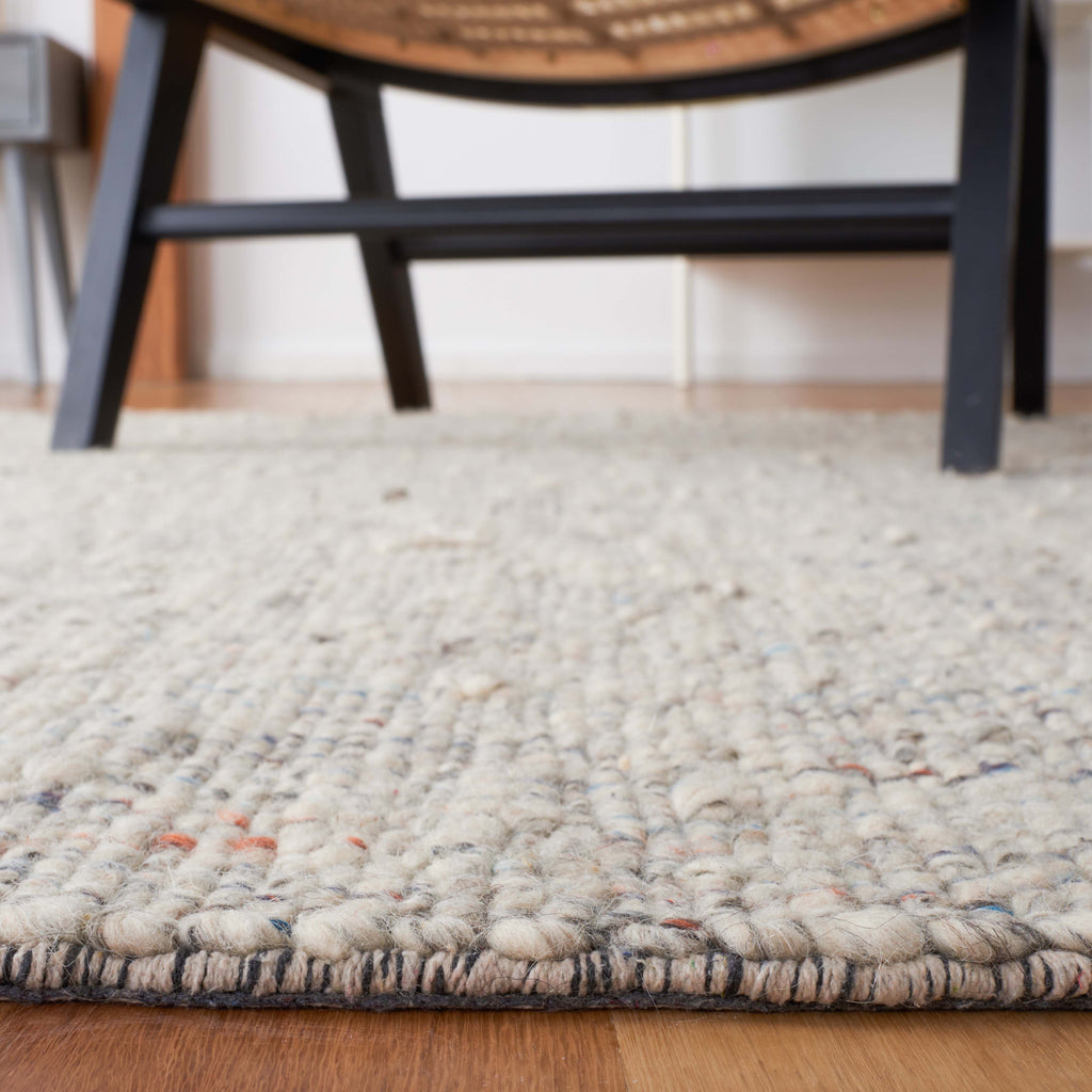 Safavieh Vermont 701 Rug, VRM701