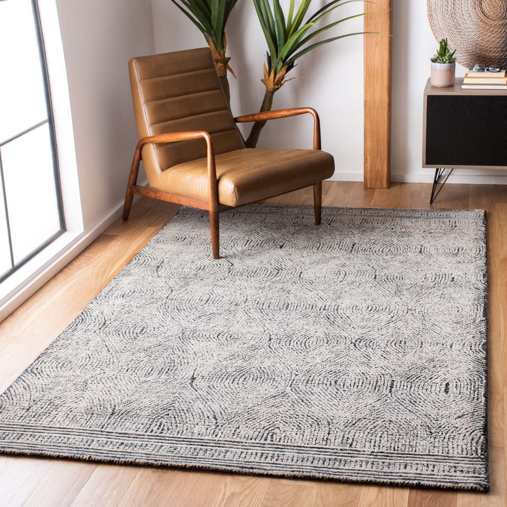 Safavieh Abstract Rug Collection ABT340H - Ivory / Charcoal