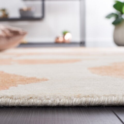 Safavieh Tibetan Rug Collection TB955C - Cream / Orange