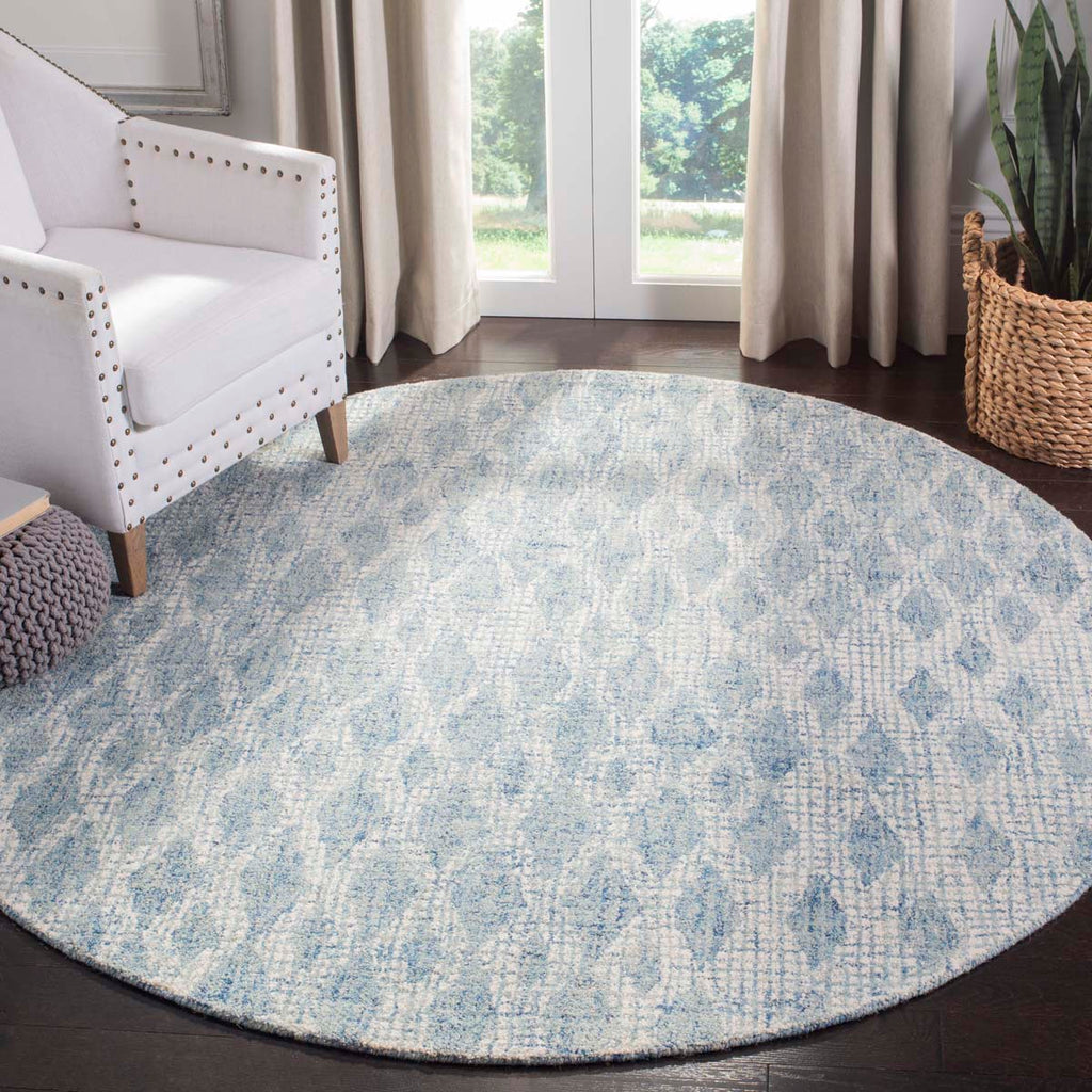 Safavieh Abstract Rug Collection ABT206A - Ivory / Blue