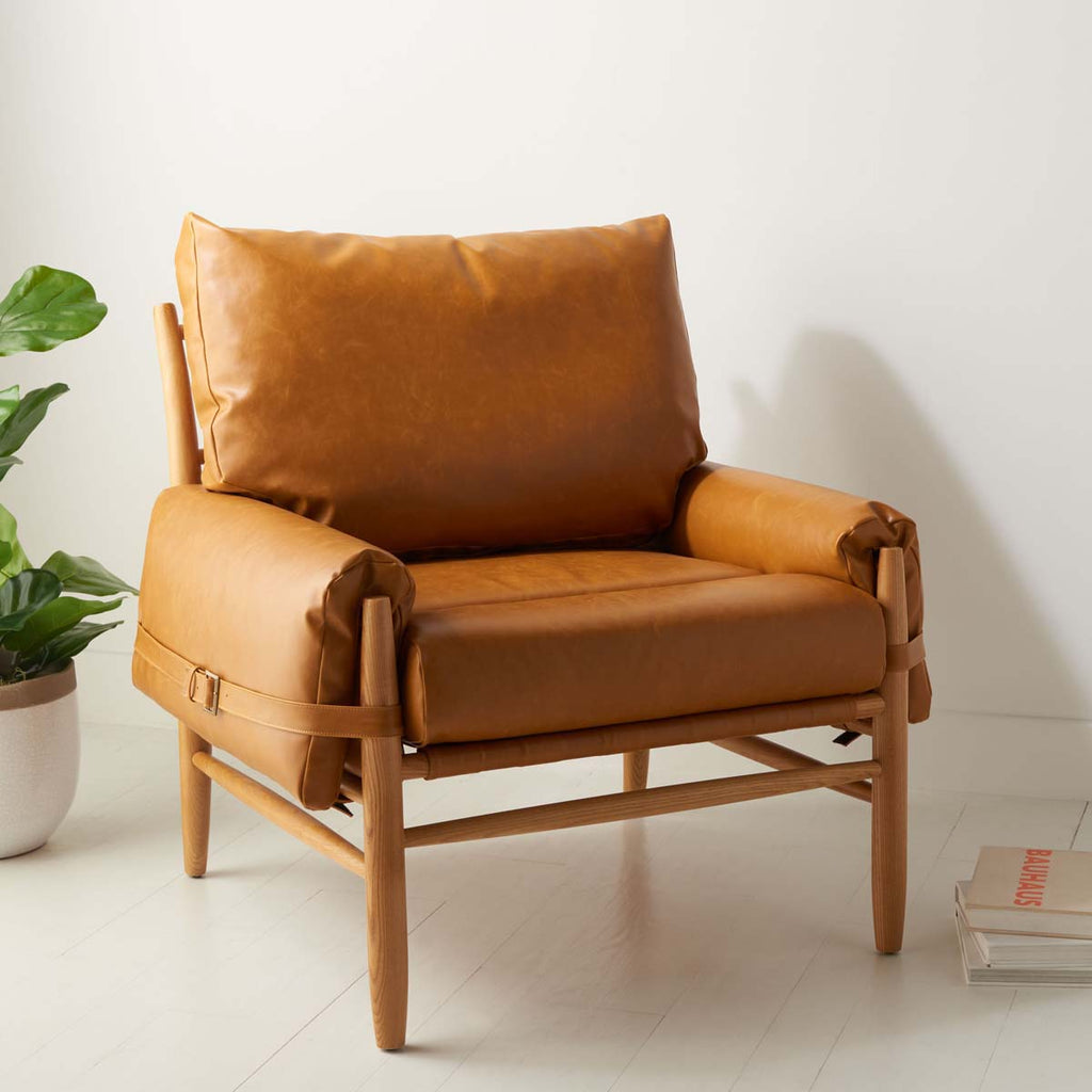 Safavieh Oslo Mid Century Arm Chair-Caramel/Natural