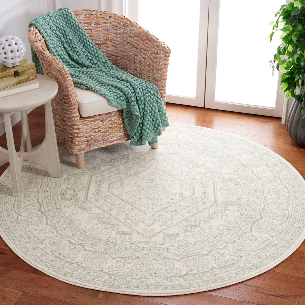 Safavieh Adirondack Collection, ADR108W - Sage / Ivory
