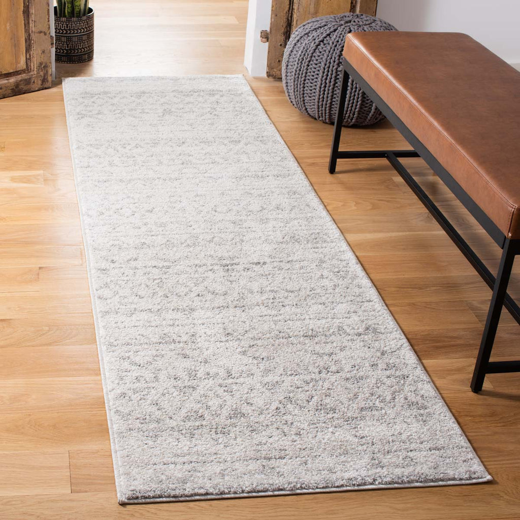 Safavieh Adirondack Rug Collection ADR119A - Ivory / Silver