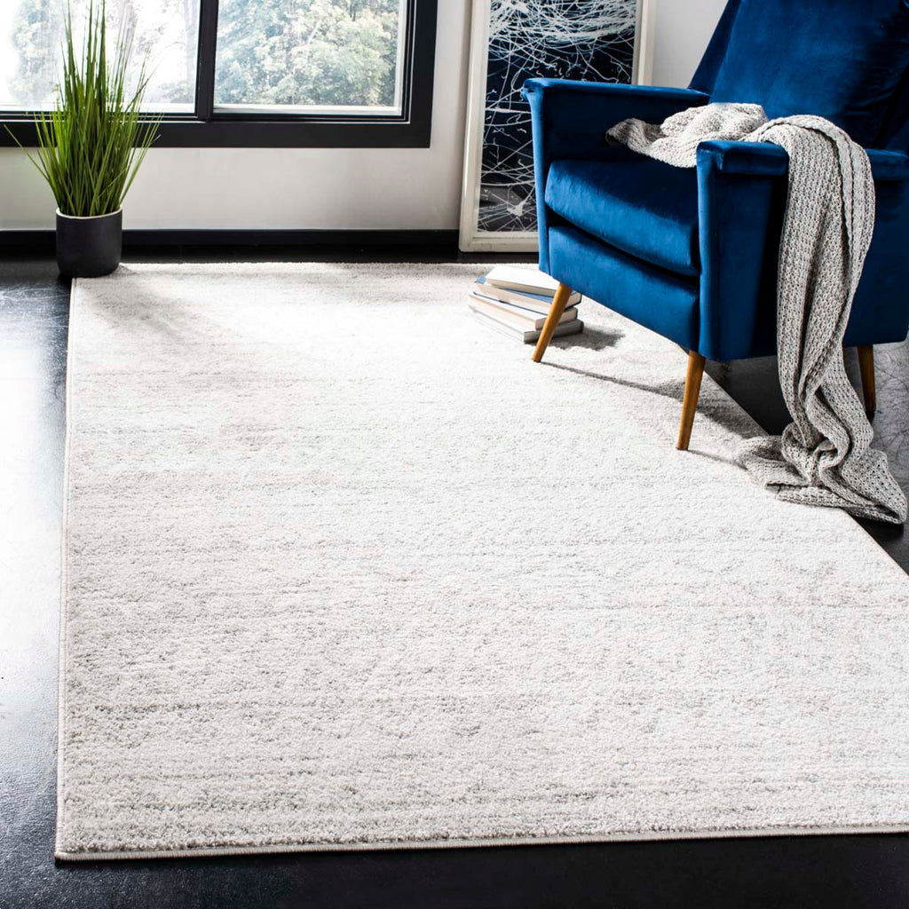 Safavieh Adirondack Rug Collection ADR119A - Ivory / Silver