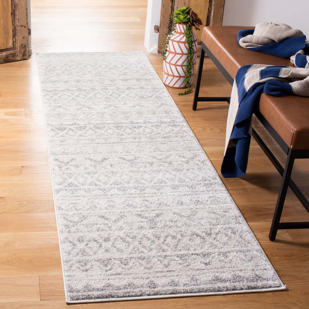 Safavieh Adirondack Rug Collection ADR119B - Ivory / Grey