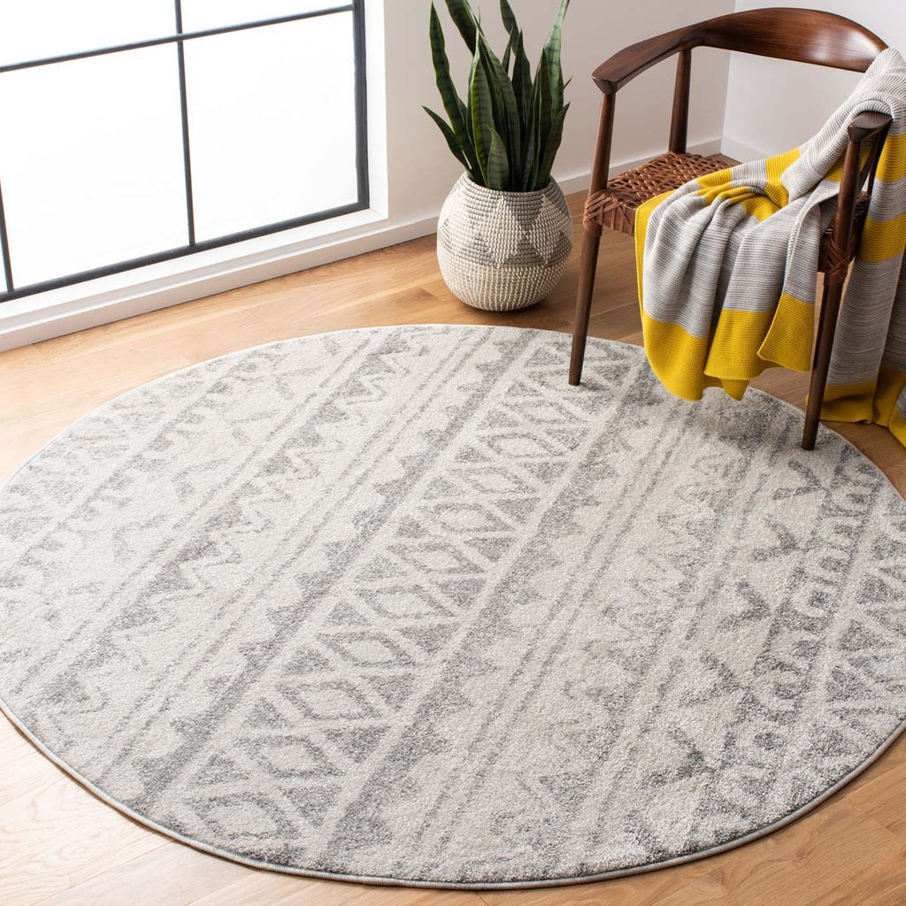 Safavieh Adirondack Rug Collection ADR119B - Ivory / Grey