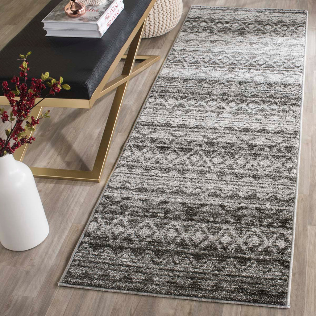 Safavieh Adirondack Rug Collection ADR119N - Ivory / Charcoal