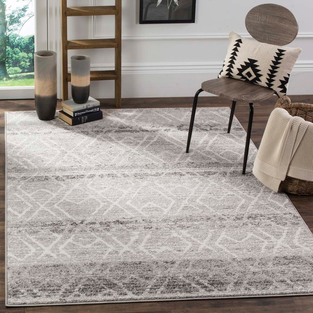 Safavieh Adirondack Rug Collection ADR124B - Silver / Ivory