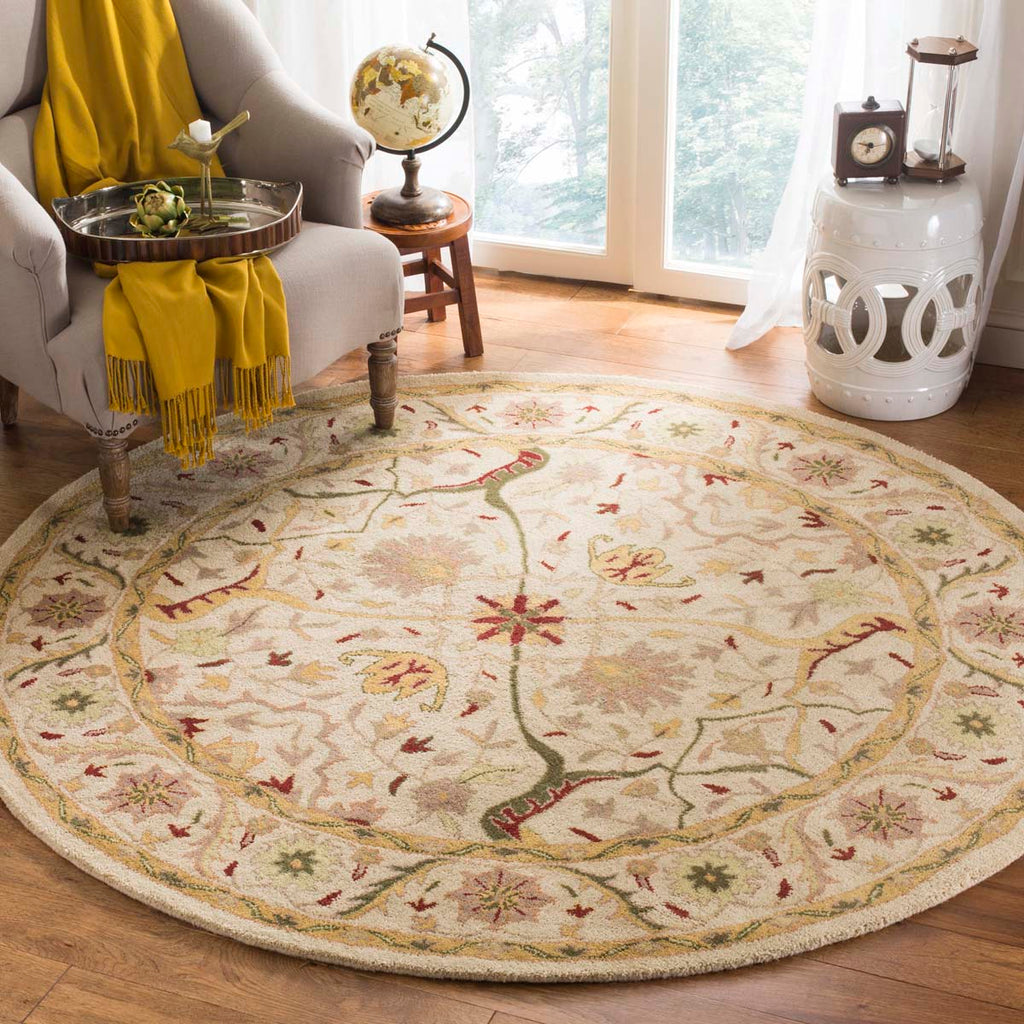 Safavieh Antiquity Rug Collection AT14A - Ivory