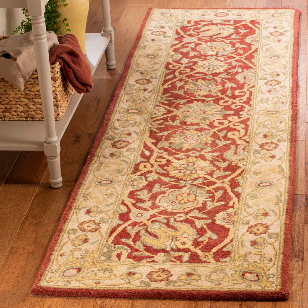 Safavieh Antiquity Rug Collection AT21A - Rust