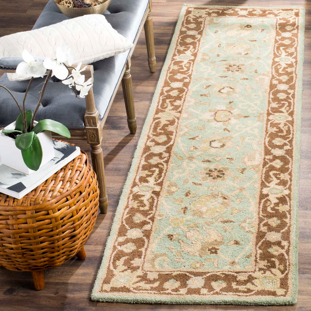 Safavieh Antiquity Rug Collection AT21H - Green / Brown