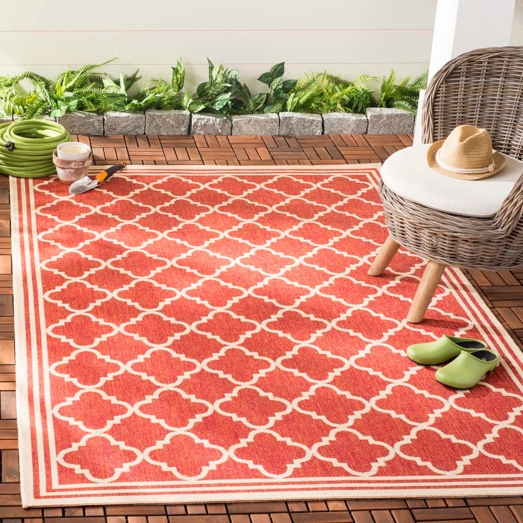 Safavieh Beach House Rug Collection BHS121Q - Red / Creme