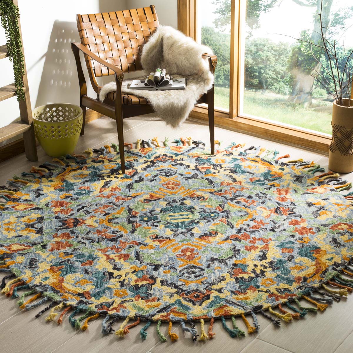 Safavieh Blossom Rug Collection BLM452A - Blue / Multi